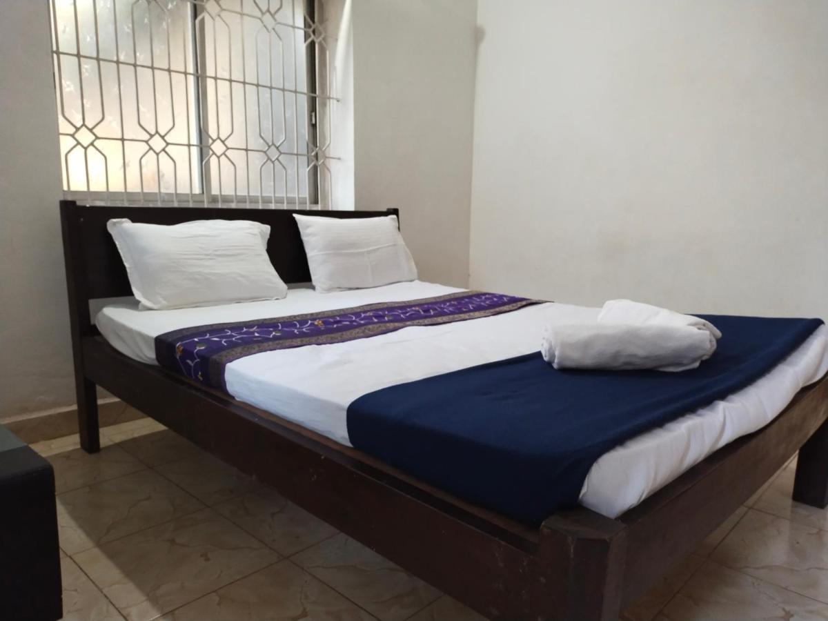Hotel Casita วากาตอร์ ภายนอก รูปภาพ